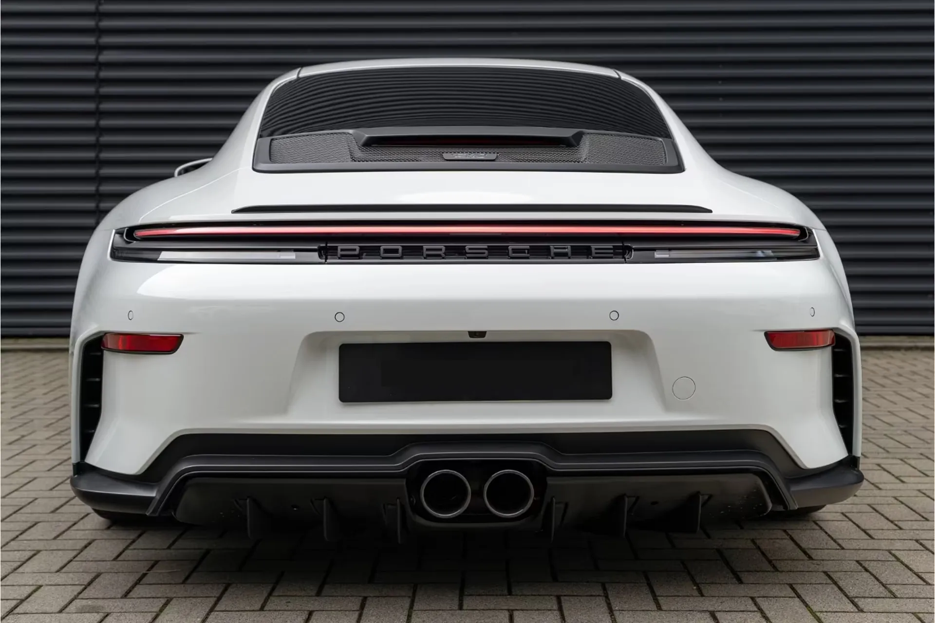 Выбор покупателей — Porsche 911 GT3 Touring (992) 2026 4.0 л 510 л.с Бензин, пробег 10 км, Белый, привезён из Германия, доставка по РФ