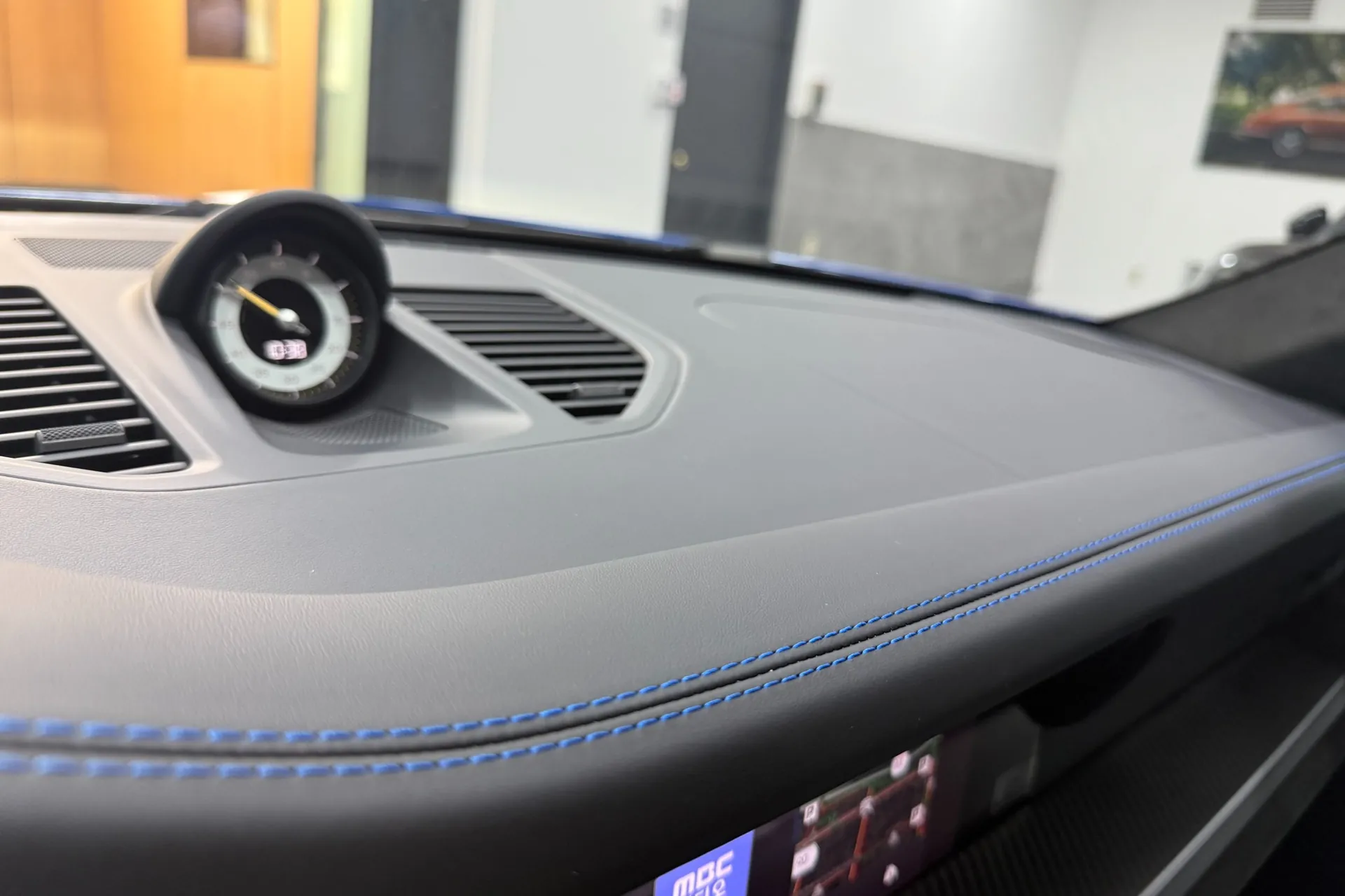 Новый Porsche 911 GT3 2025 4.0 л 510 л.с Бензин в кузове Синий, коробка — Автомат, привод — Задний привод, страна производства — Германия