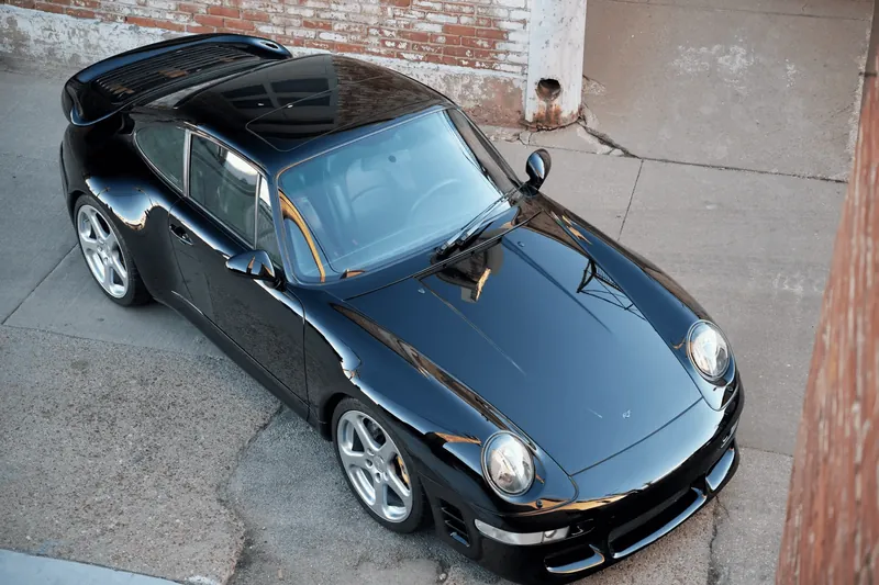 Заказать Porsche 911 Turbo RUF 1996 3.6 л 400 л.с Бензин с пробегом 107 000 км, Механика, Полный привод, цвет Чёрный, поставка из США, доставка по РФ 911 Turbo RUF - фото 3