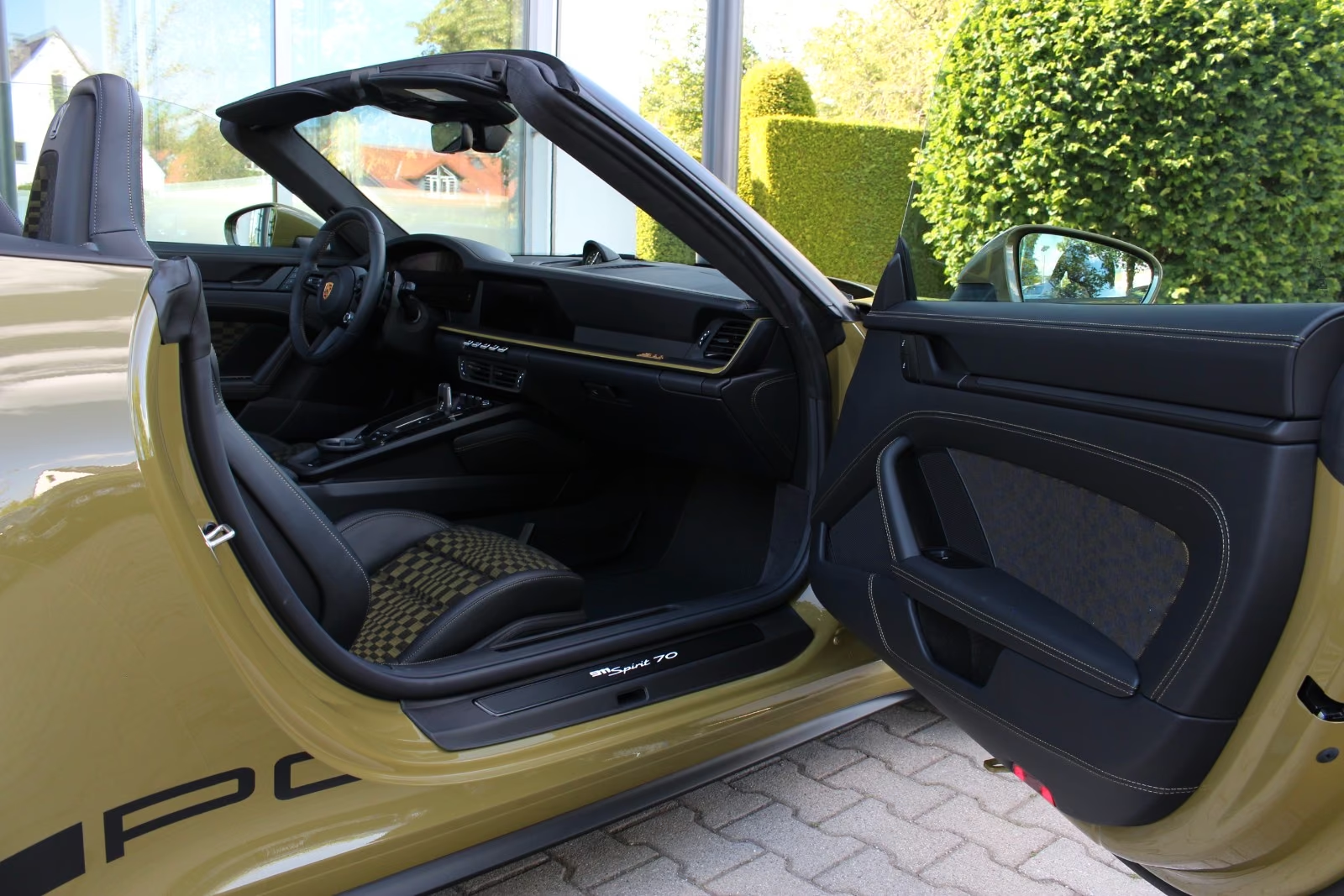 Официальная поставка Porsche 911 Carrera GTS T-Hybrid Spirit 70 2026 3.6 л 541 л.с Бензин, Зелёный, Автомат, Задний привод, привезён из Германия, фото 16