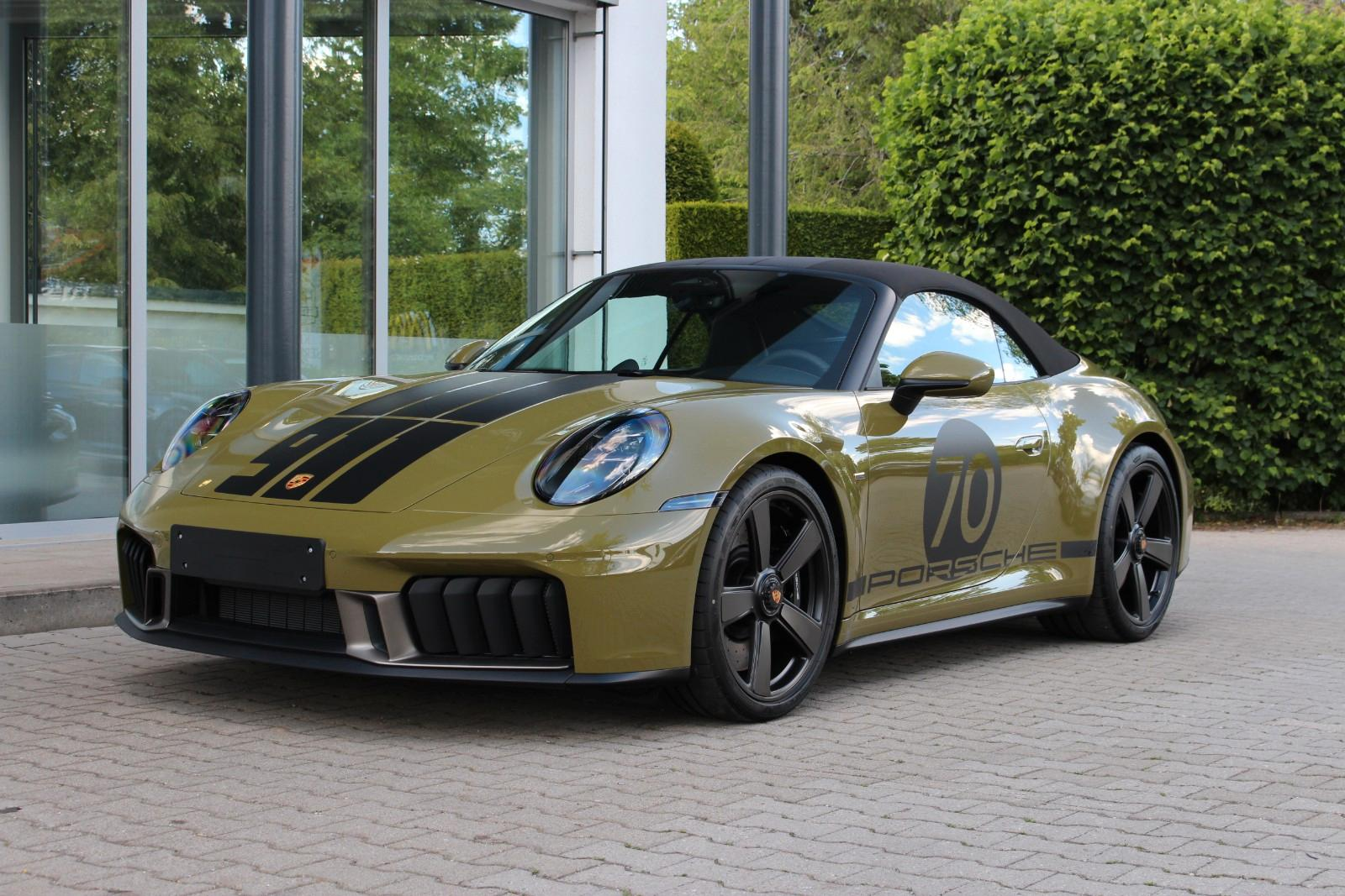 Porsche 911 Carrera GTS T-Hybrid Spirit 70 2026, зелёный
