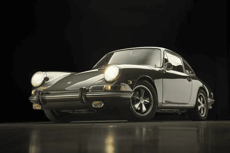 Заказать Porsche 912 Coupe 1968 1.6 л 90 л.с Бензин с пробегом 24 000 км, Механика, Задний привод, цвет Серый, поставка из США, доставка по РФ 912 Coupe - фото 2
