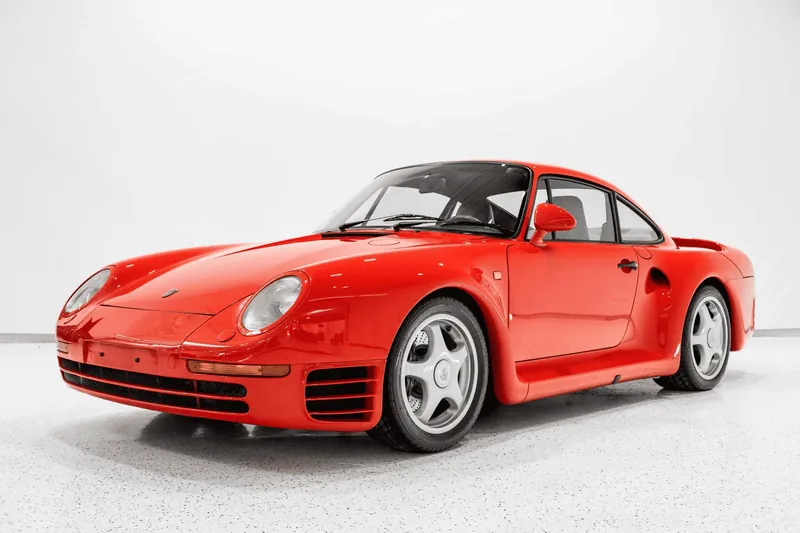Заказать Porsche 959 Komfort 1987 2.9 л 450 л.с Бензин с пробегом 1 300 км, Механика, Полный привод, цвет Красный, поставка из США, доставка по РФ 959 Komfort - фото 2