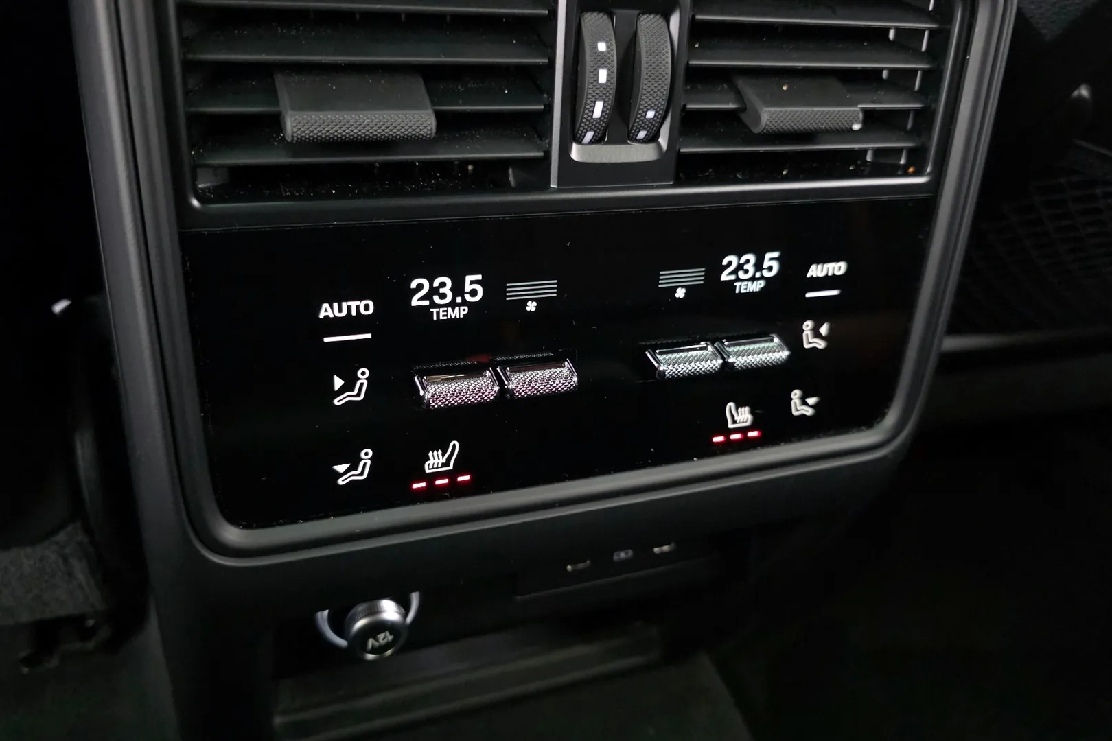 Porsche Cayenne 4.0 GTS Coupe 2025 4.0 л 500 л.с Бензин, пробег 5 004 км, Чёрный, Полный привод, Автомат, авто из Германия, доставка по РФ