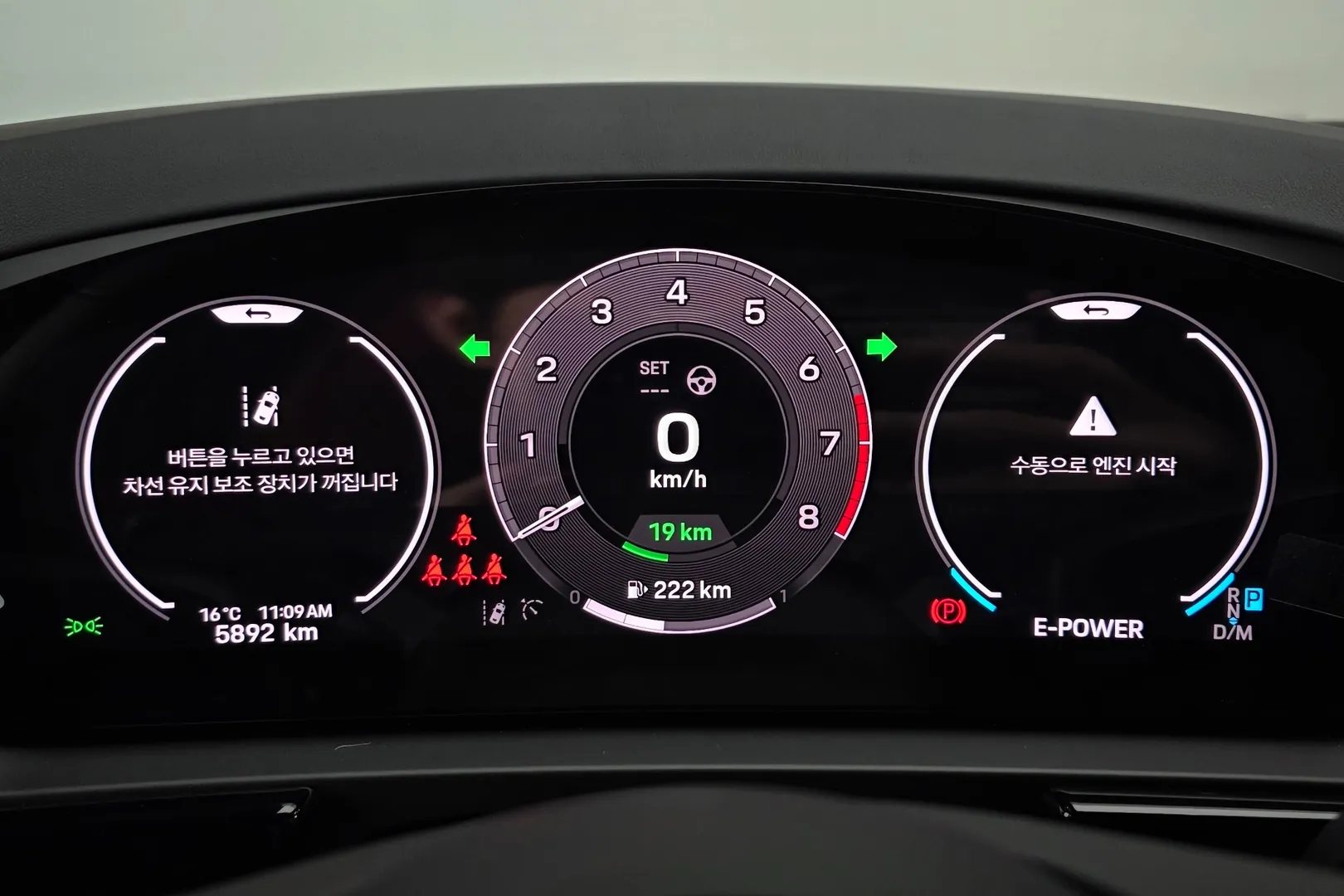 Porsche Cayenne E-Hybrid Coupe 2025 3.0 л 470 л.с Гибрид, пробег 5 892 км, Серый цвет, коробка Автомат, привод Полный привод, авто из Германия