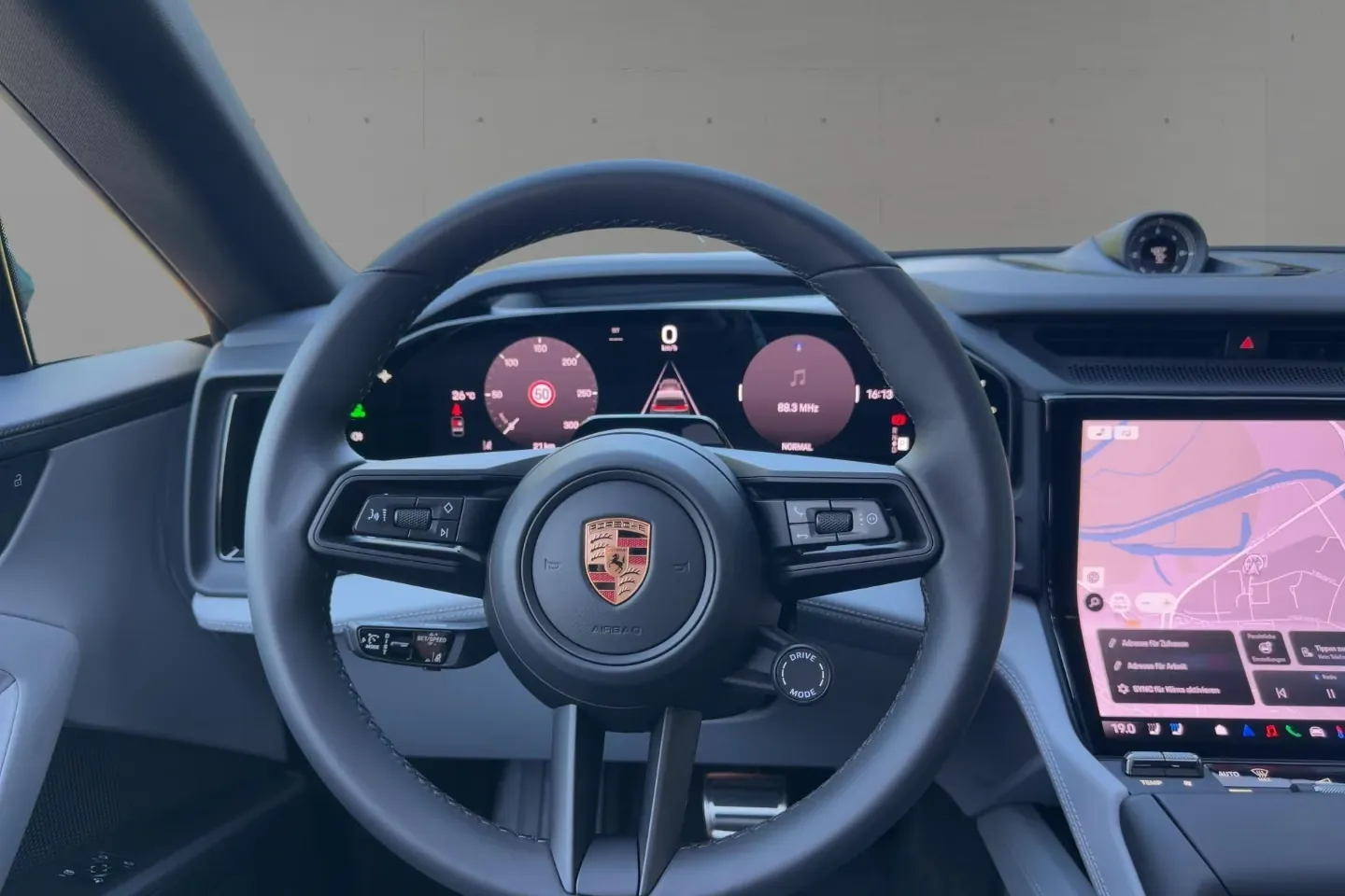 Porsche Cayenne Electric 2026 0.0 л 442 л.с Электричество, пробег 15 км, цвет кузова Зелёный, тип трансмиссии Автомат, привод Полный привод, из Германия, фото 18