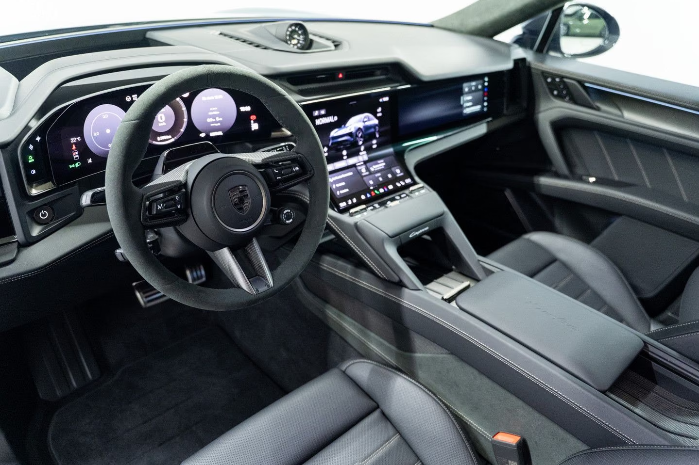 Купить Porsche Cayenne Electric Turbo 2026 0.0 л 1156 л.с Электричество с минимальным пробегом 10 км, Синий, доставим из Германия в любой город РФ, фото 13