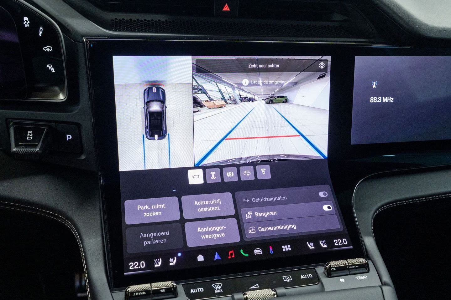 Porsche Cayenne Electric Turbo 2026, синий, фото 25
