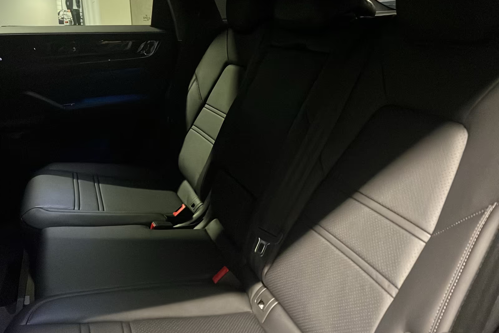 Porsche Cayenne Turbo E-Hybrid Coupe GT-Paket 2026 4.0 л 739 л.с Гибрид, пробег 10 км, Белый, Полный привод, Автомат, авто из Германия, доставка по РФ