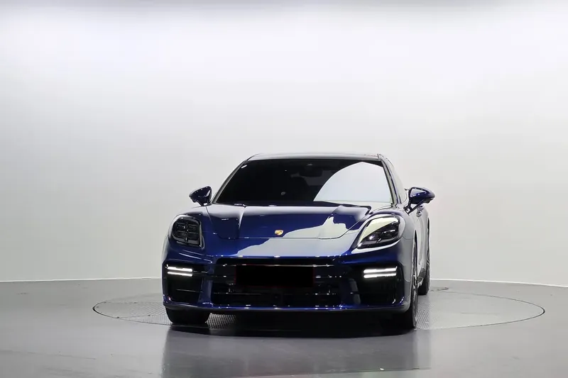 Porsche Panamera 4.0 GTS 2025 4.0 л 500 л.с Бензин, новый авто, Полный привод, Автомат, цвет Синий, страна-производитель — Германия Panamera GTS - фото 2