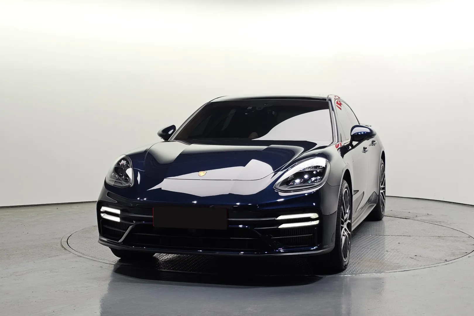 Porsche Panamera 2021 4.0 л 480 л.с Бензин, новый авто, Полный привод, Автомат, цвет Синий, страна-производитель — Германия