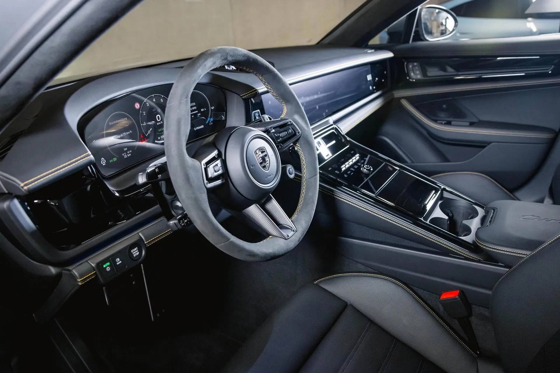 Porsche Panamera Turbo S E-Hybrid 2026 4.0 л 782 л.с Гибрид, пробег 10 км, Серый, Полный привод, Автомат, авто из Германия, доставка по РФ