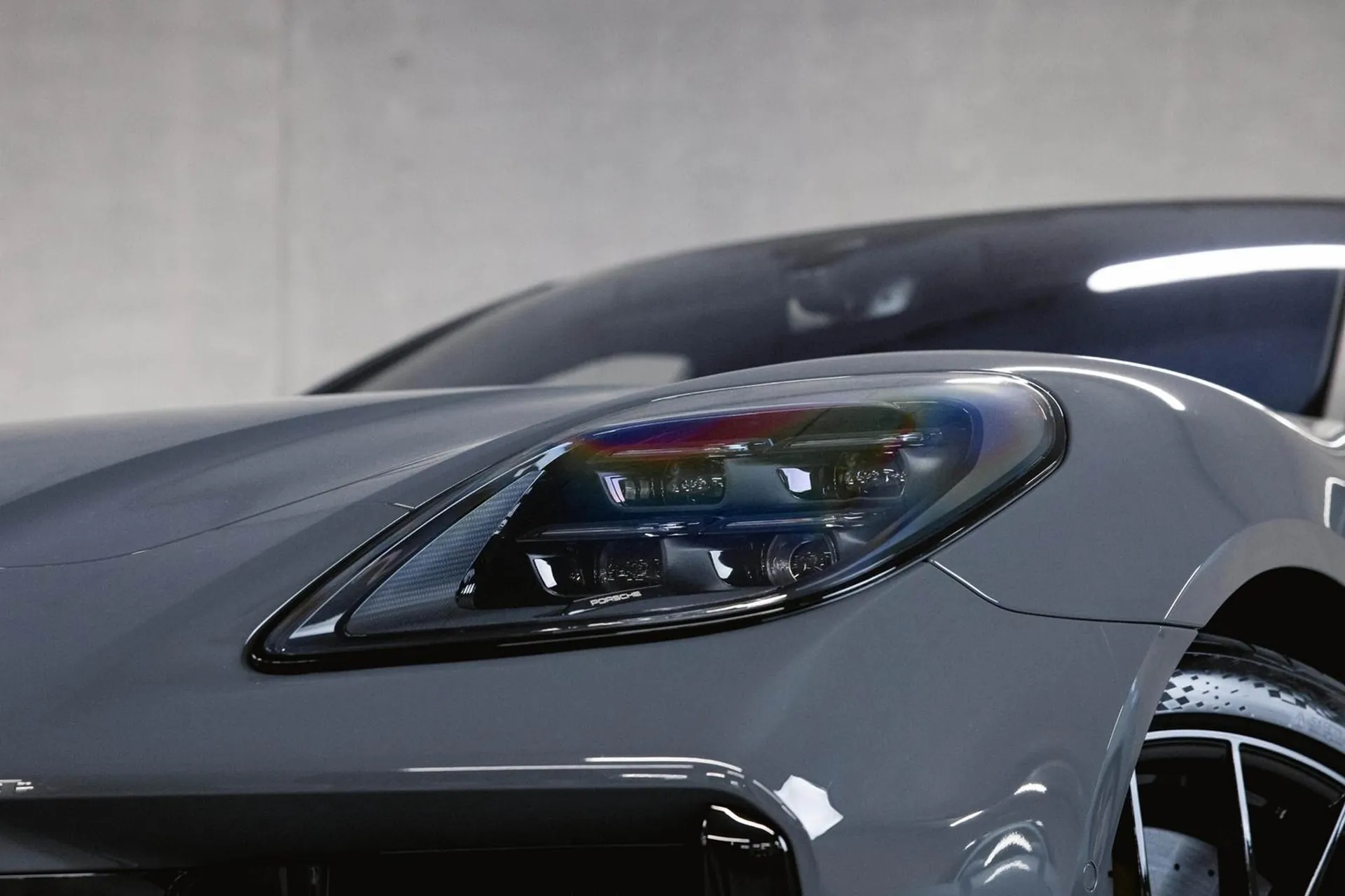 Выбор покупателей — Porsche Panamera Turbo S E-Hybrid 2026 4.0 л 782 л.с Гибрид, пробег 10 км, Серый, привезён из Германия, доставка по РФ