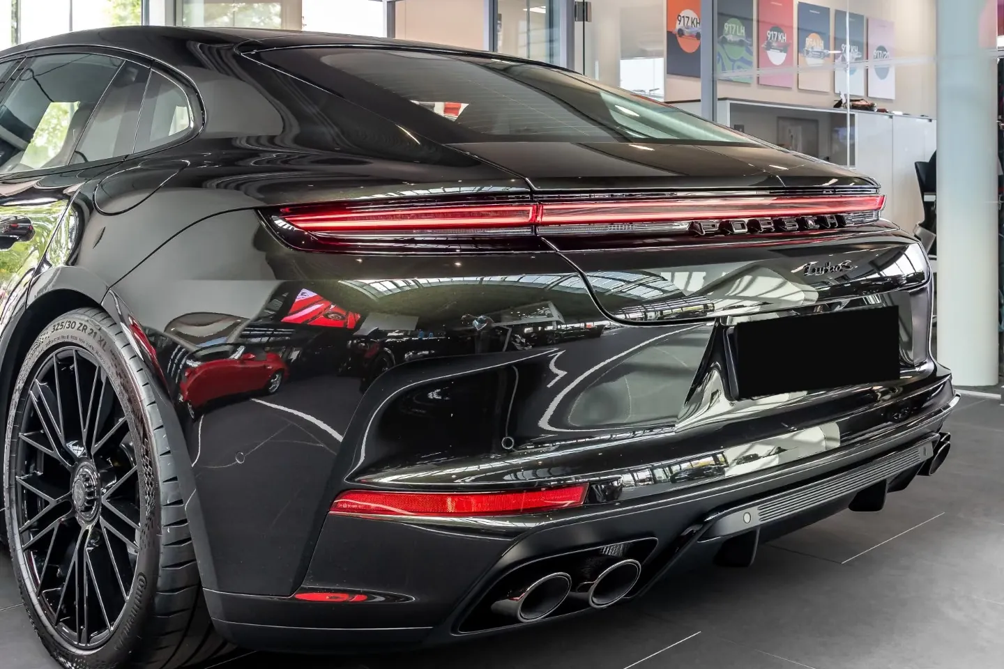 Porsche Panamera Turbo S E-Hybrid 2026 4.0 л 782 л.с Гибрид в продаже: Зелёный, Автомат, Полный привод, страна-производитель — Германия, доставка по РФ, фото 4