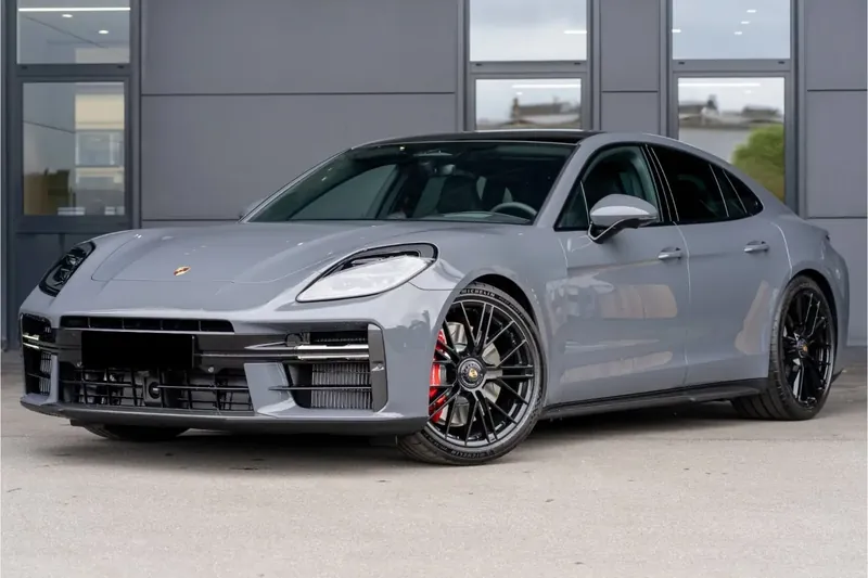 Porsche Panamera GTS