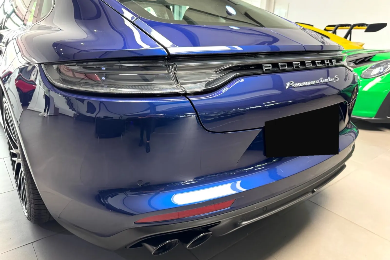 Автомобиль Porsche Panamera Turbo S 2026 4.0 л 630 л.с Бензин, Синий, пробег 20 км, производство — Германия, доставка по РФ, фото 9