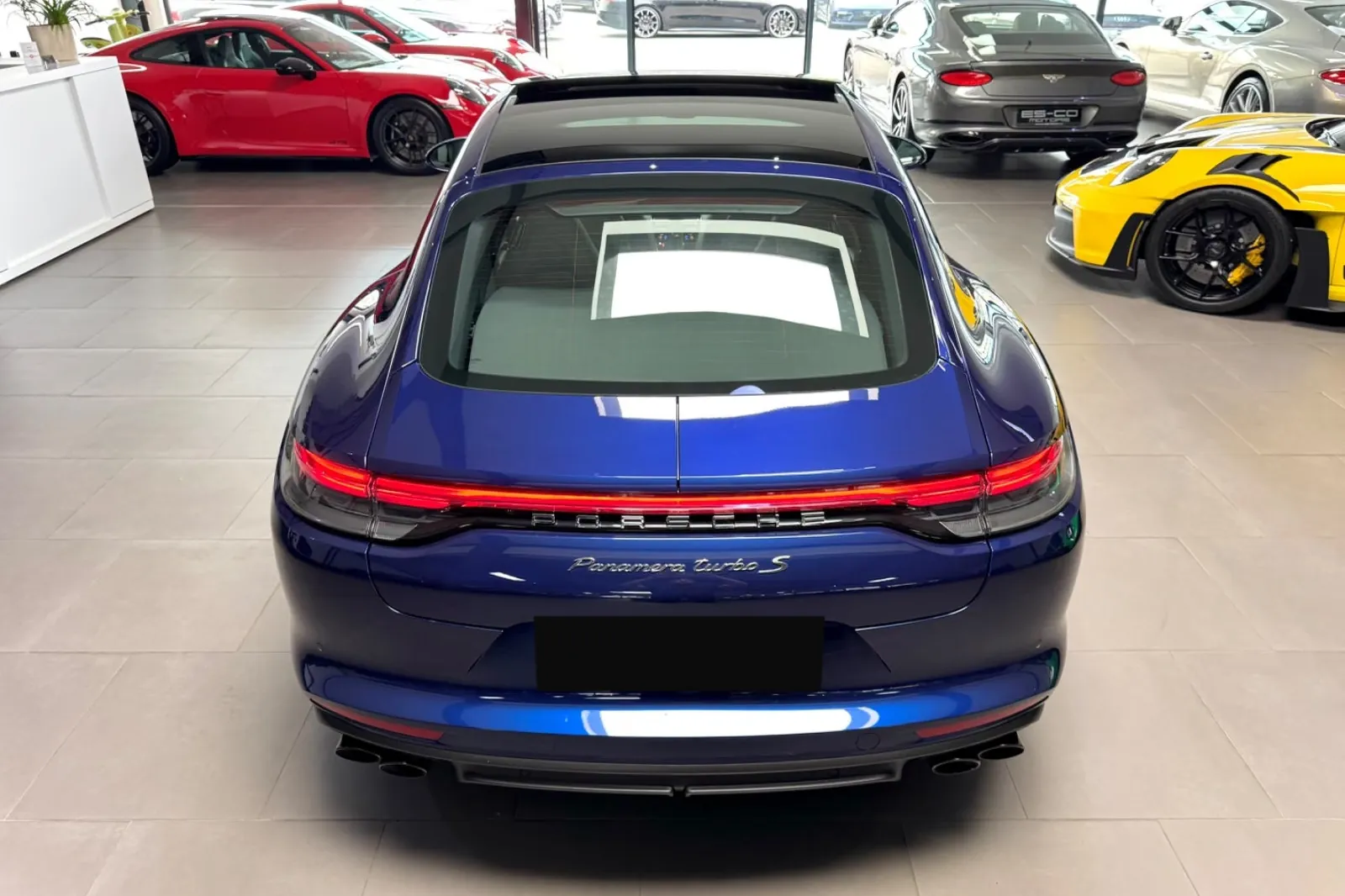Заказать Porsche Panamera Turbo S 2026 4.0 л 630 л.с Бензин, Синий, Полный привод, Автомат — поставка из Германия, доставка по России и СНГ, фото 10