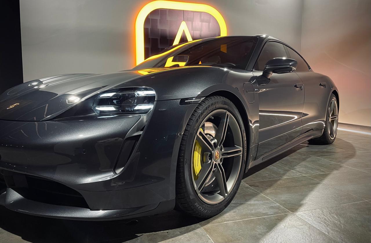 Фото для porsche Taycan Turbo