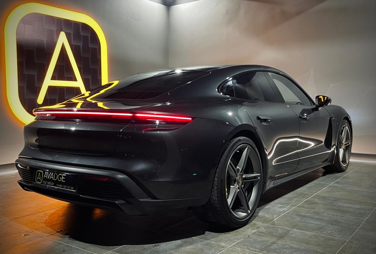 Фото для porsche Taycan Turbo