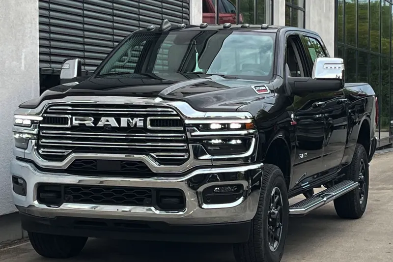 RAM 2500 Crew Cab Laramie