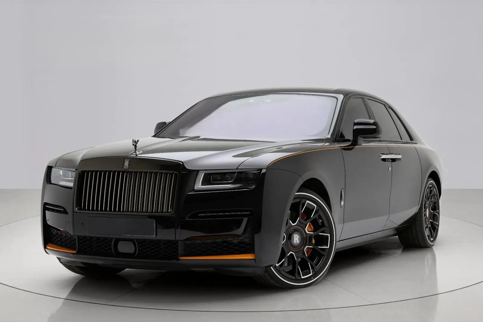 Фото для rolls-royce Ghost Black Badge