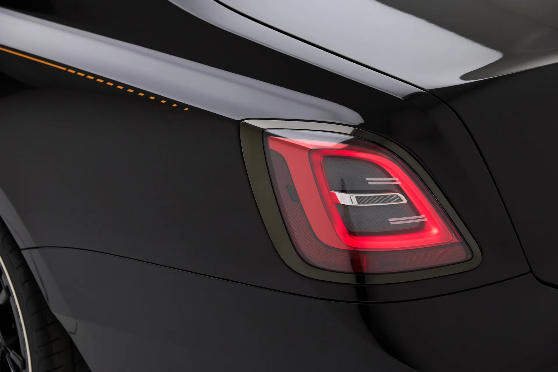 Rolls Royce Ghost Black Badge 2024 6.8 л 563 л.с Бензин, пробег 410 км, Чёрный цвет, коробка Автомат, привод Полный привод, авто из Великобритания