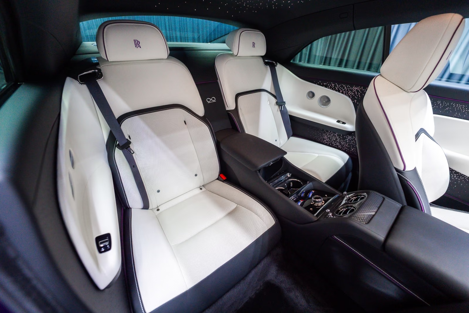 Rolls Royce Spectre Black Badge, Shooting Star 2026, фиолетовый, фото 30