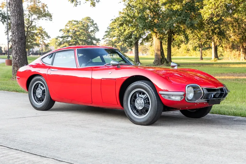 Купить Toyota 2000GT 1967 2.0 л 150 л.с Бензин, Красный, Механика, Задний привод — авто из США, с доставкой по всей России 2000GT - фото 3