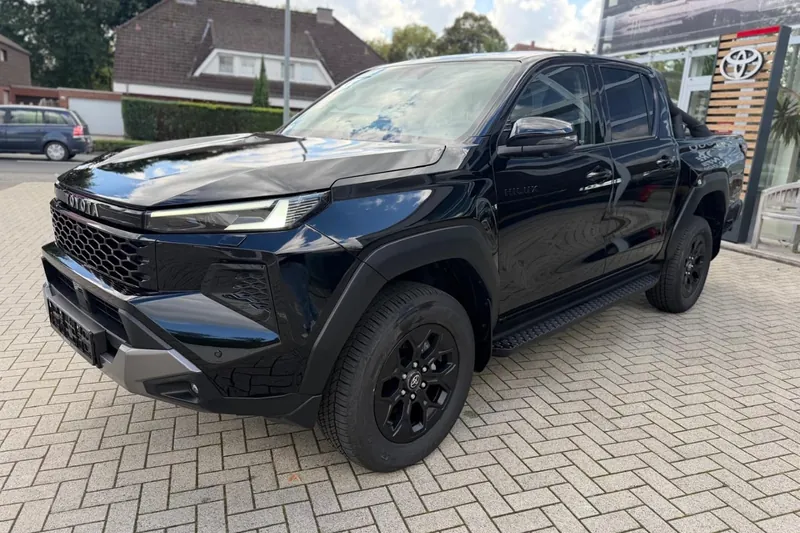 Toyota Hilux Invincible