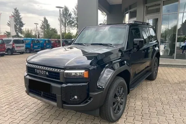 Toyota Land Cruiser Prado Executive
