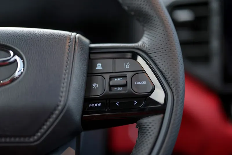Toyota Tundra TRD Pro, Hybrid i-FORCE MAX - фото 3