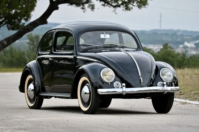 Заказать Volkswagen Beetle Split-Window 1947 1.1 л 25 л.с Бензин с пробегом 26 000 км, Механика, Задний привод, цвет Чёрный, поставка из США, доставка по РФ Beetle Split-Window — фото 2
