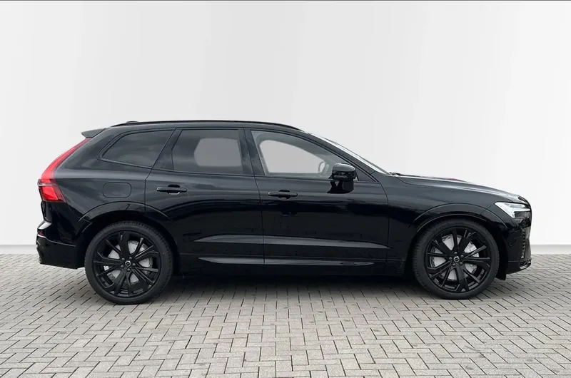 Заказать Volvo XC60 T8 Plug-in Hybrid AWD, Black Edition Ultra 2026 2.0 л 455 л.с Гибрид с пробегом 10 км, Автомат, Полный привод, цвет Чёрный, поставка из Германия, доставка по РФ XC60 Recharge T8 Plug-in Hybrid AWD, Black Edition Ultra - фото 3